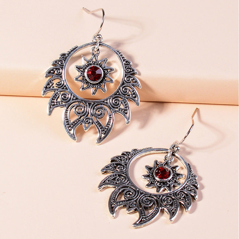 Court Retro Metal Alloy Earrings